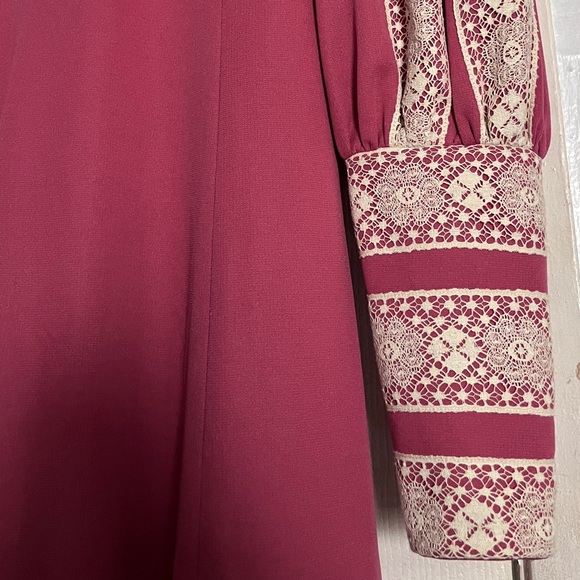 Vintage 70s Pink Prairie Cottage Lace Bib Long-sleeved Dress - Picture 8 of 12